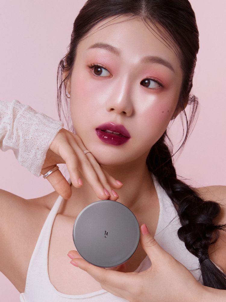 كريم أساس HEVVY MAKEUP جليمينغ للبشرة V سعة 10 جم