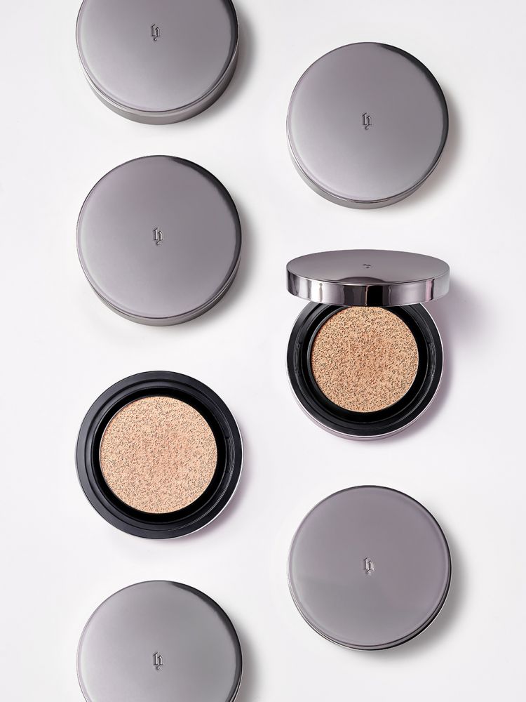 كريم أساس HEVVY MAKEUP جليمينغ للبشرة V سعة 10 جم