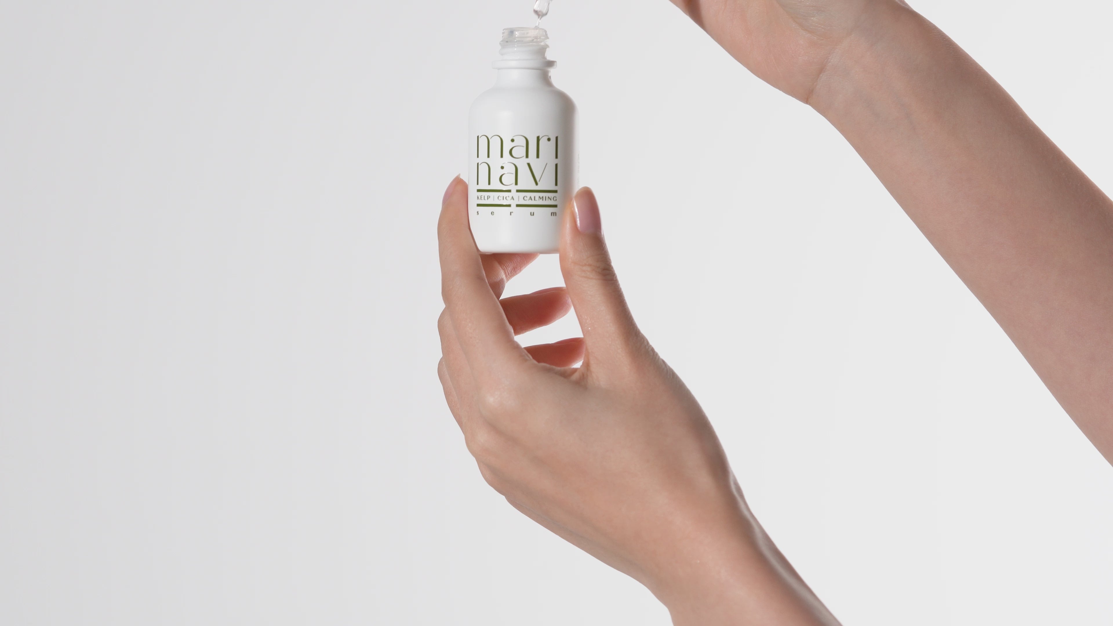Load video: MARINABI Kelp Cica Calming Serum (30ml)