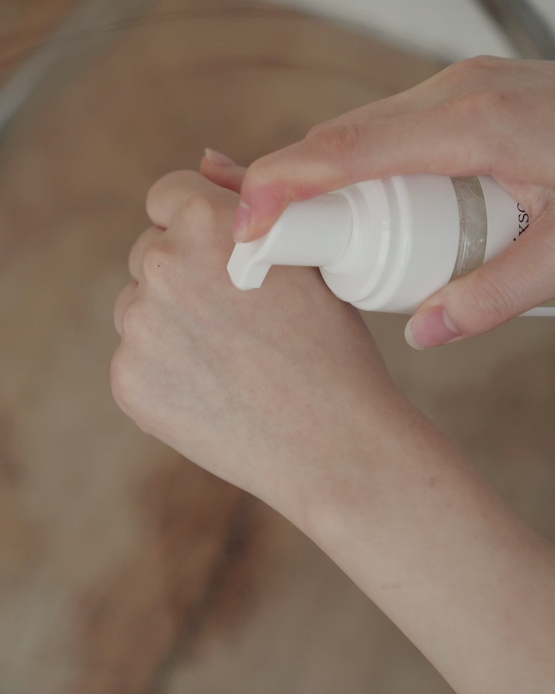 Cargar vídeo: MIXSOON H.C.T. Nettoyant Moussant [150ml]